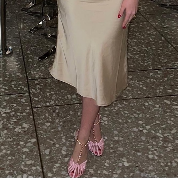 Pink heels - Picture 2 of 4